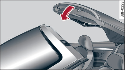 Windscreen: Closing the soft top